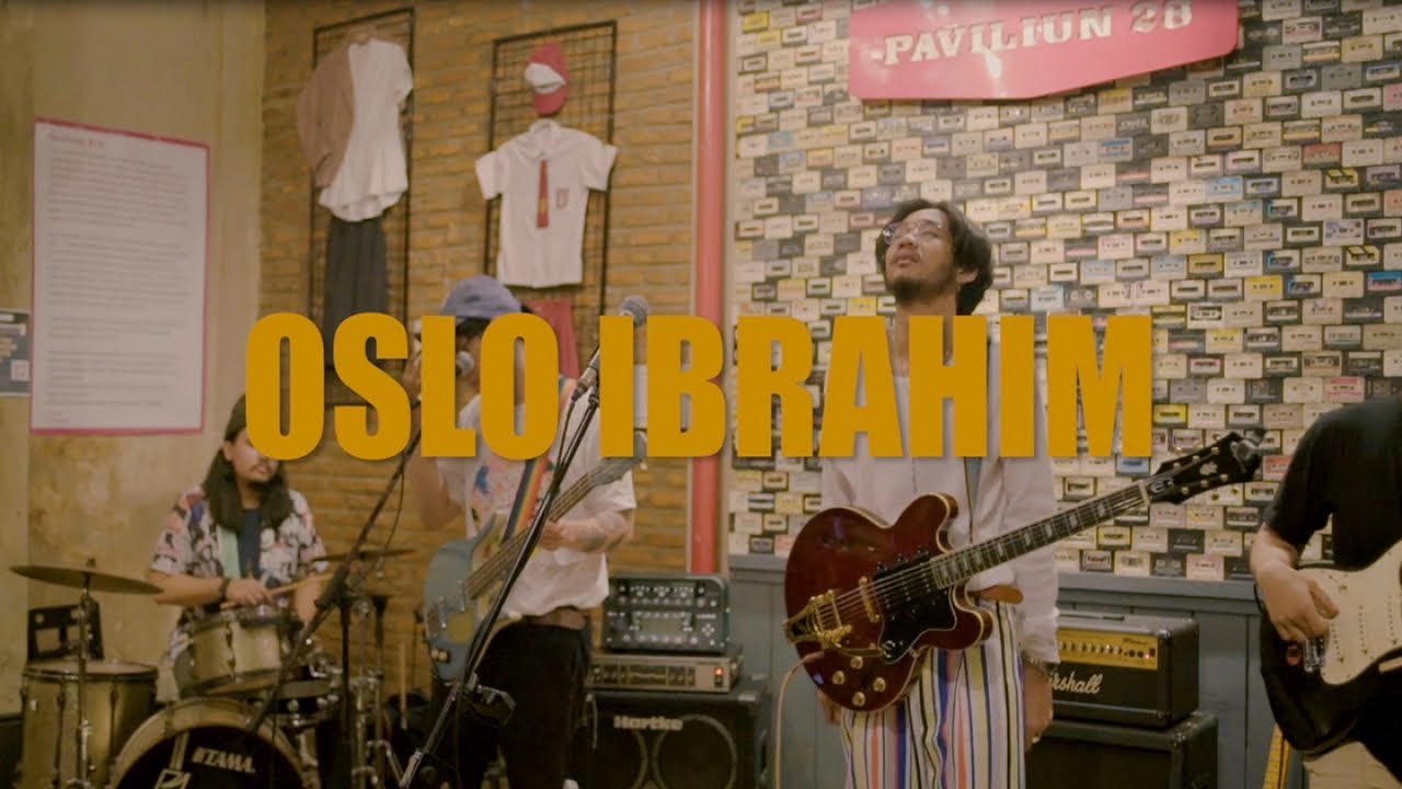 Oslo Ibrahim - Tom's Diner (Live Performance)