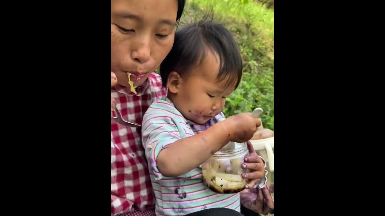 It's hot, perfect for cold noodles. I made a bowl of them last night and ate them in the field today