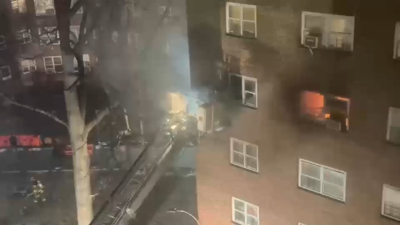 Elderly man dead after fire at Bronx apartment building