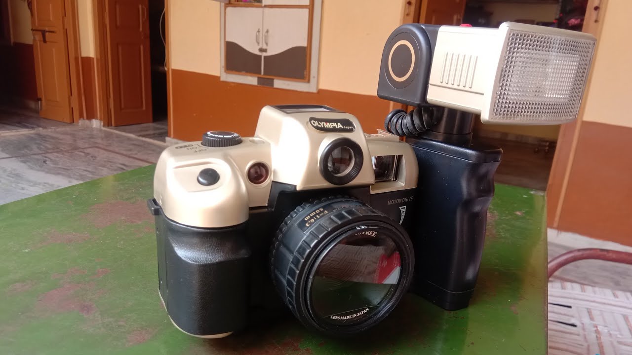 First DSLR camera in the world by Olympia 2000a in Japan camera review