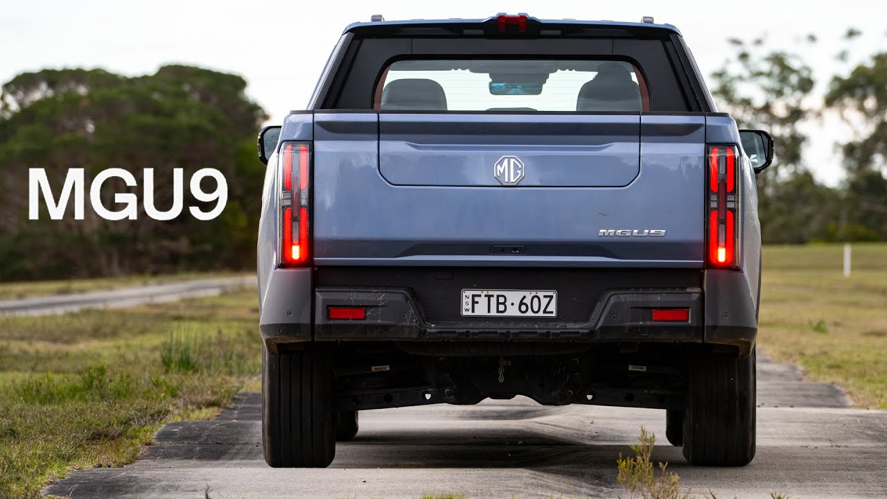 2026 MG U9 4x4 Pickup &ndash; Off-Road Test Drive & Smart Hatch in Action!
