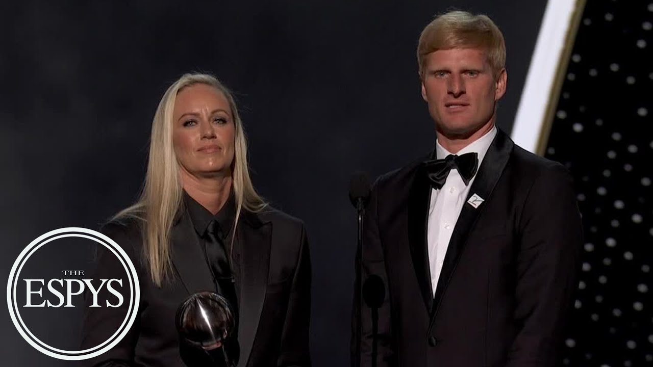 LA firefighters David Walters & Erin Regan receive Pat Tillman Award for Service | 2025 ESPYS