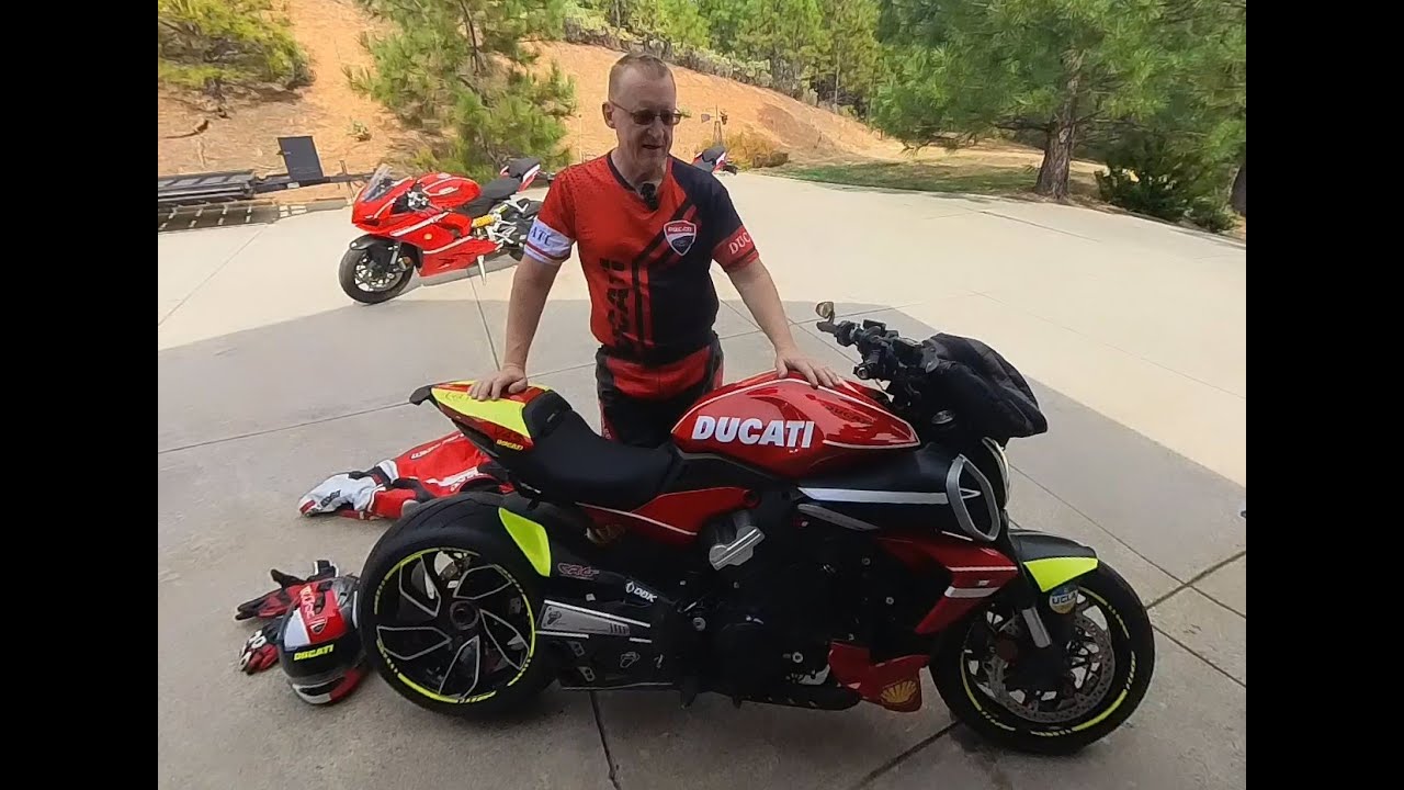 S08E37 Обзор Ducati Diavel V4 2023 года на 25 000 миль. Один год, один человек, один Ducati