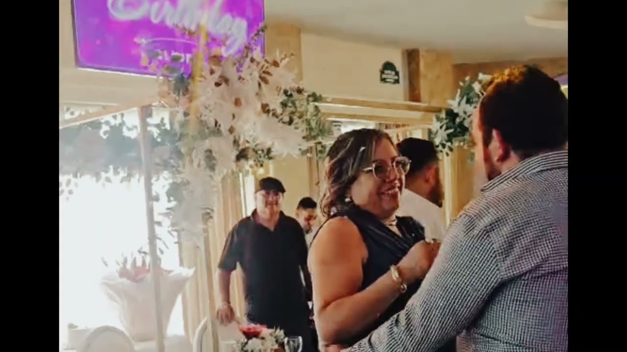 Aquí el Inge.Papirrin este 14 de Febrero presentando a la familia Fonseca Moncayo