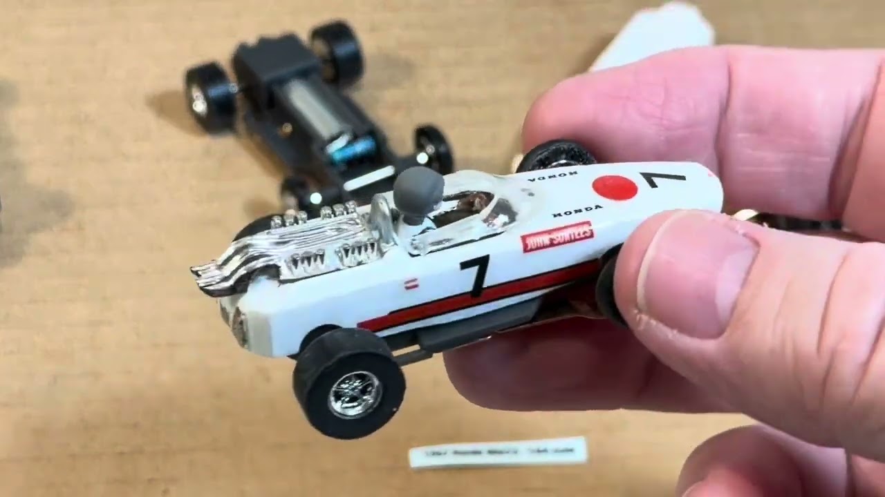 Гоночный автомобиль Honda RA273 HO Grand Prix 1967 года — спасибо магазину Rob’s Custom Slot Car ...