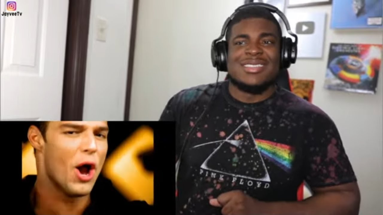 FIRST TIME HEARING Ricky Martin - Livin' La Vida Loca REACTION