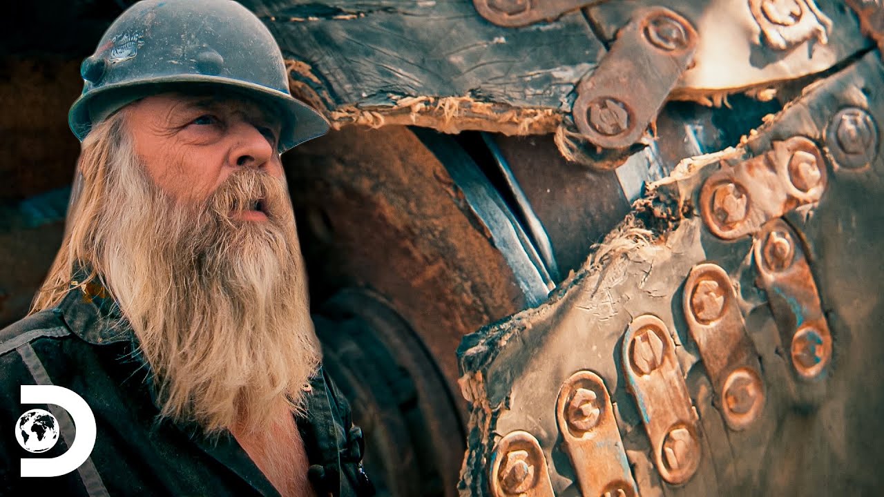 Beets consegue substituir uma pe&ccedil;a da planta de processamento | Febre do Ouro | Discovery Brasil