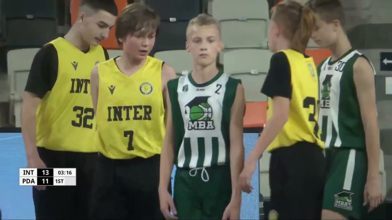 Fin&aacute;le MSR U13: Inter Bratislava - MBA Prievidza 65:66