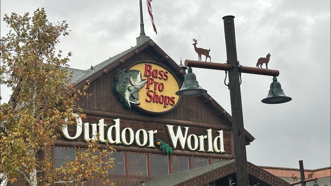 De Compras En Bass Pro Shops
