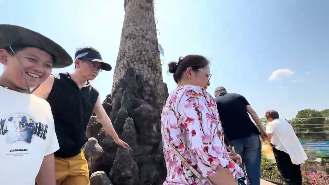 Buddha Park ( vườn Tượng Phật ) ở Viêng Chăn - Lào 