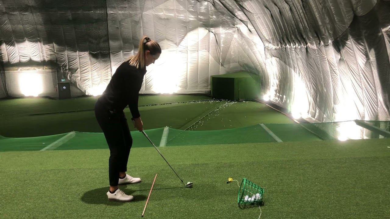 Sanna Nuutinen practising