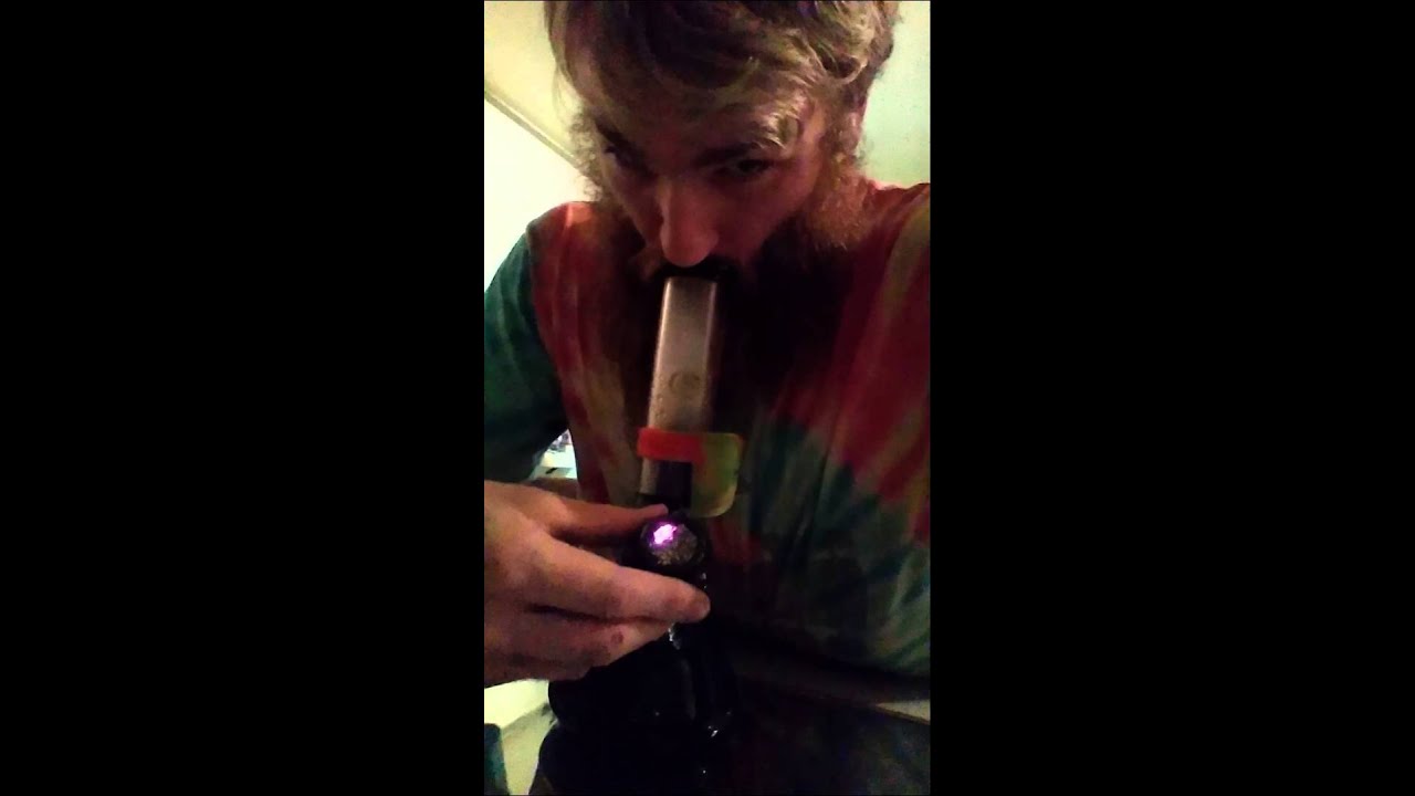Chris Cannabis Reviewing El Diablo X Chem 4