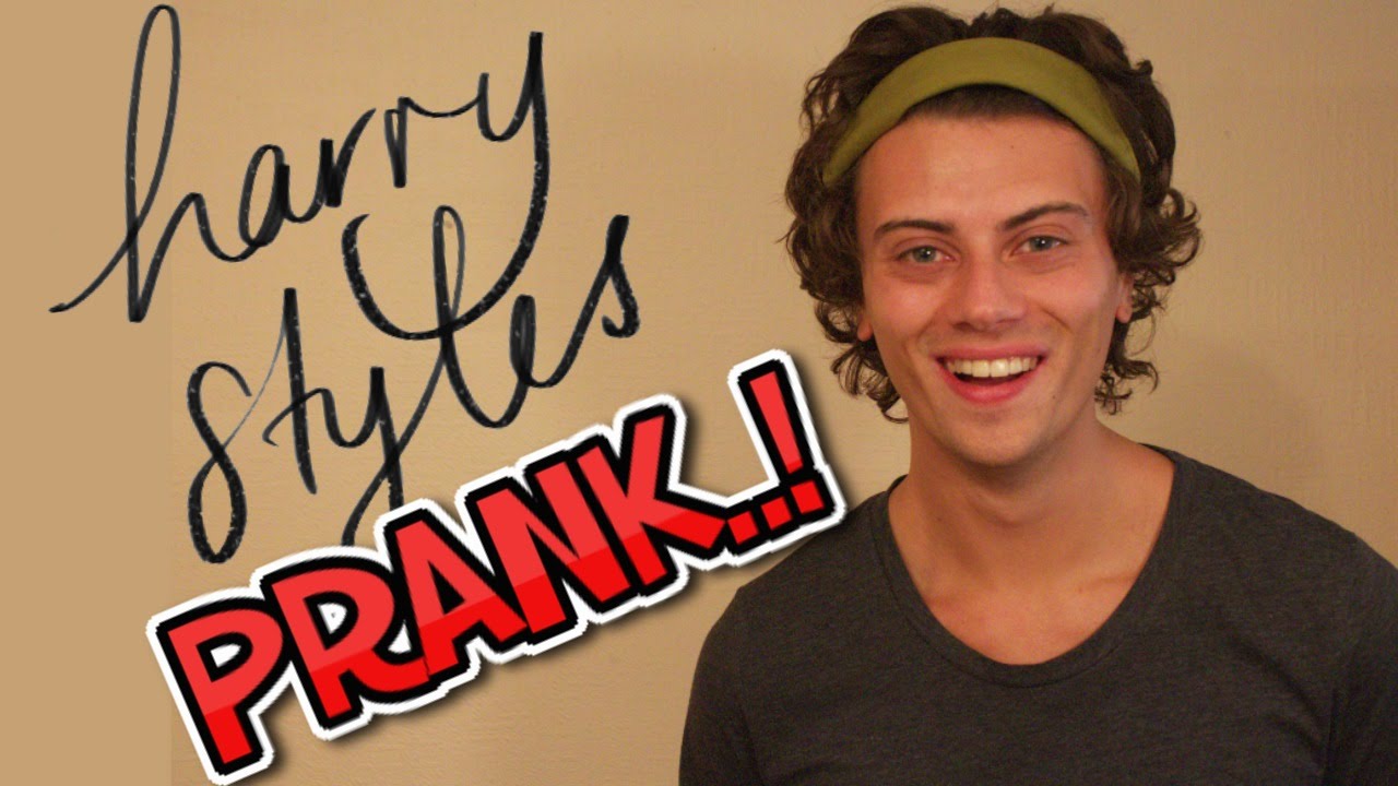 Harry Styles ChatRoulette/Omegle PRANK..! | ANDY BRADLEY