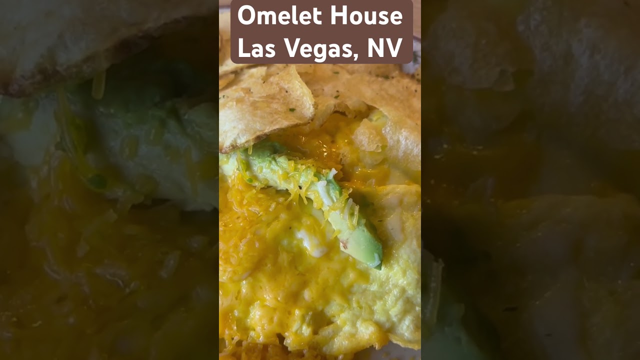#lasvegas #vegasvlogger #vegasfood #vegas #omelethouse
