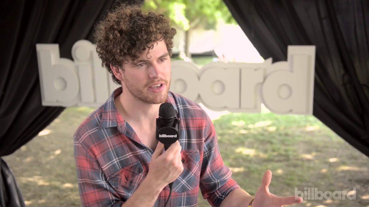 Vance Joy Q&A Backstage @ Lollapalooza 2014