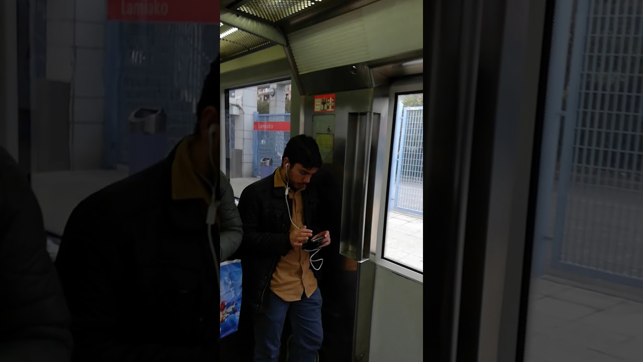 METRO DE BILBAO LÍNEA 1 CAF UT 515 TRAYECTO AREETA LEIOA