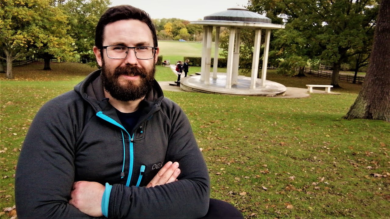 WALKING IN SURREY | RUNNYMEDE: THE BIRTHPLACE OF MODERN DEMOCRACY AND THE MAGNA CARTA