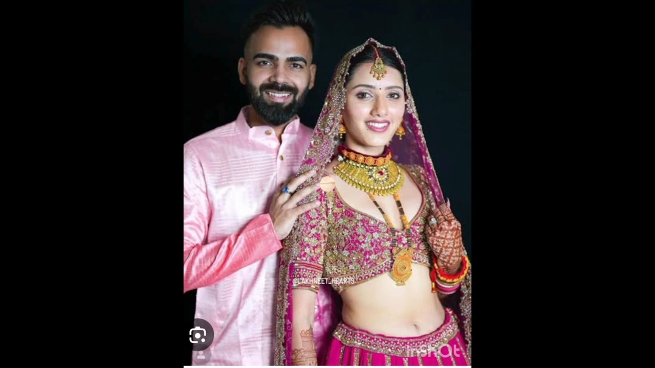 Romantic picture off Famous Neetu Bisht  With her husband😍#neetubist#shorts#ytshorts#trendingshorts