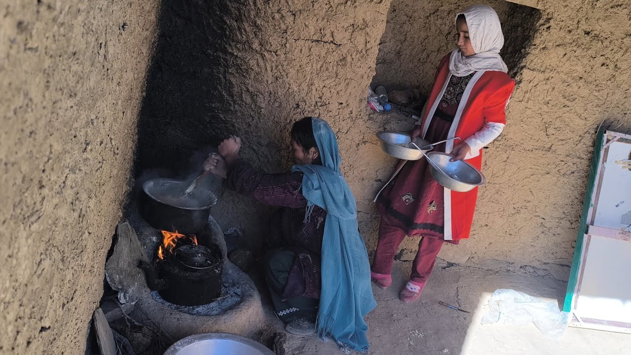 Afghan Rural Life: Cooking Sweet Kachi (Leeti) the Old Traditional Way