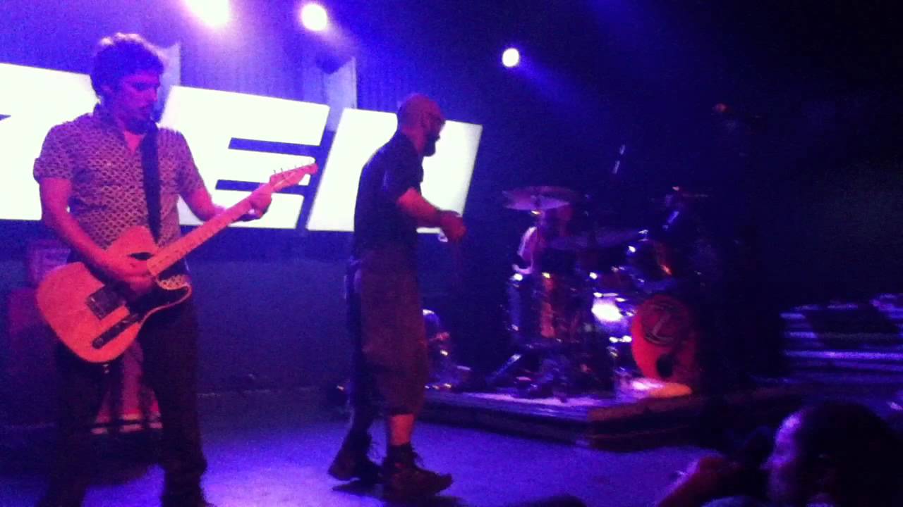 ZEN @ Hard Club (Porto) - Intro + True Funk