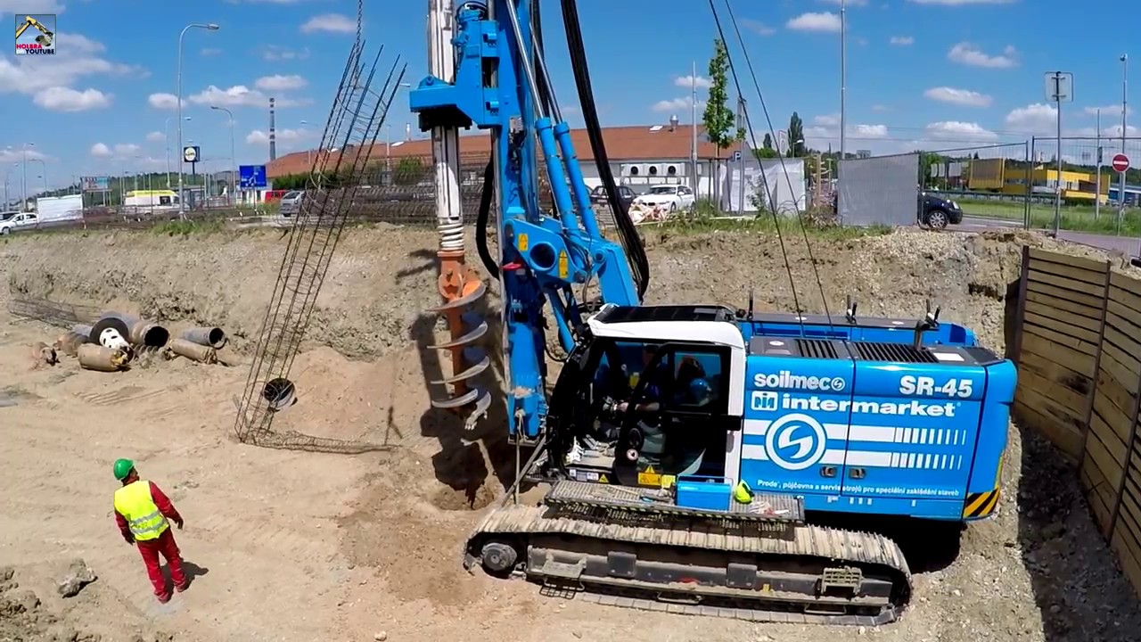 Soilmec SR-45 drill 900mm pile