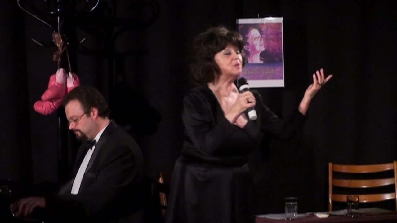 HORV&Aacute;TH GY&Ouml;NGYI, Edith Piaf sanzonestje - 1-r&eacute;sz