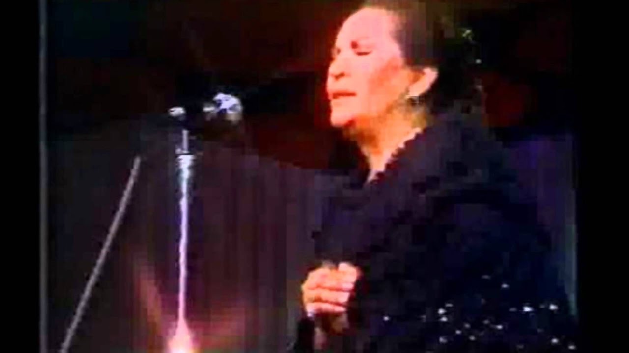 Lola Beltran 