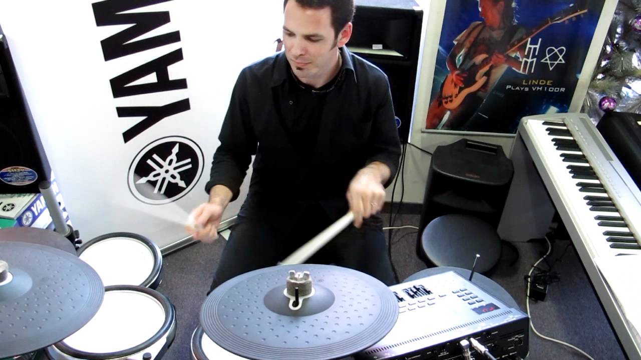 Mr. Zack Bond demonstrating the Yamaha DTX 900 at Mozart Chahine Lebanon