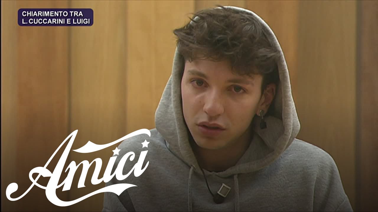 Amici 21 - Un momento di debolezza per Luigi