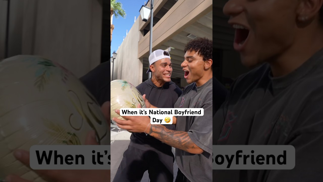 When it&rsquo;s National Boyfriend Day‼️🤣 #comedyshorts #sketchcomedy #snl