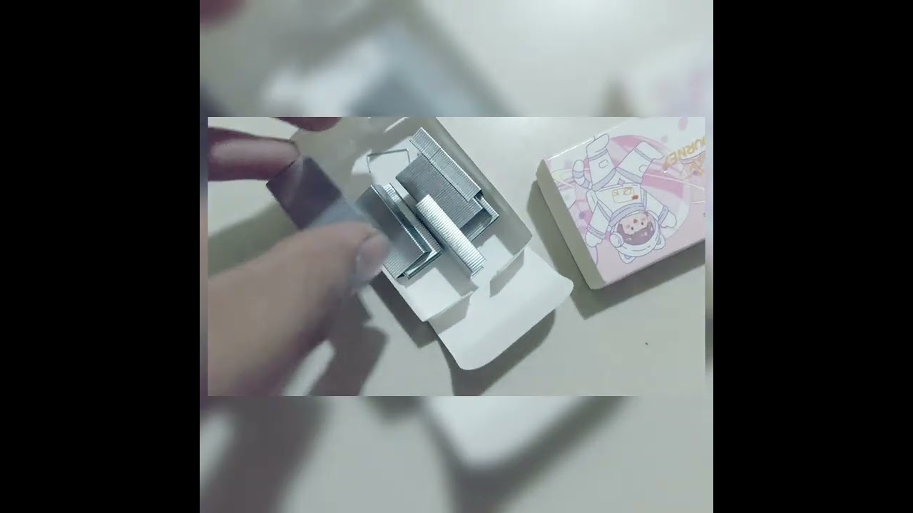 Unboxing mini cute stapler 🦄🪙😘😎of shif 🤩
