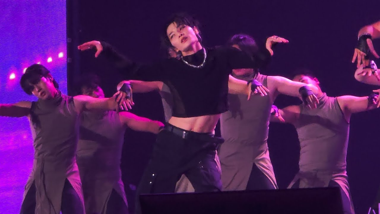 241221 Stray Kids dominATE Jakarta - I.N Solo Stage 'Hallucination'