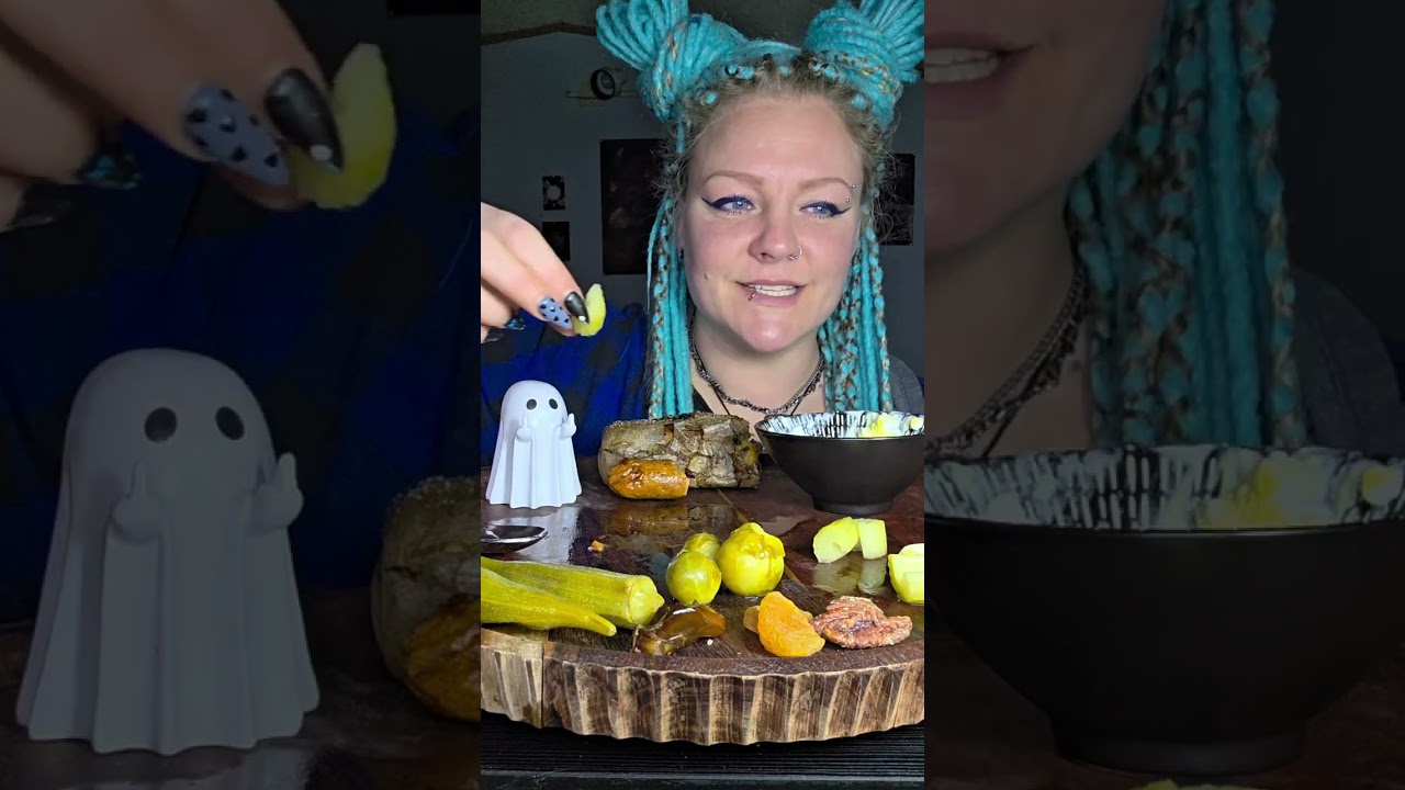 Snackplate #snackplate #Mukbang #eatingsounds #eatingasmr #chewingsounds #girldinner #tiffanyplate