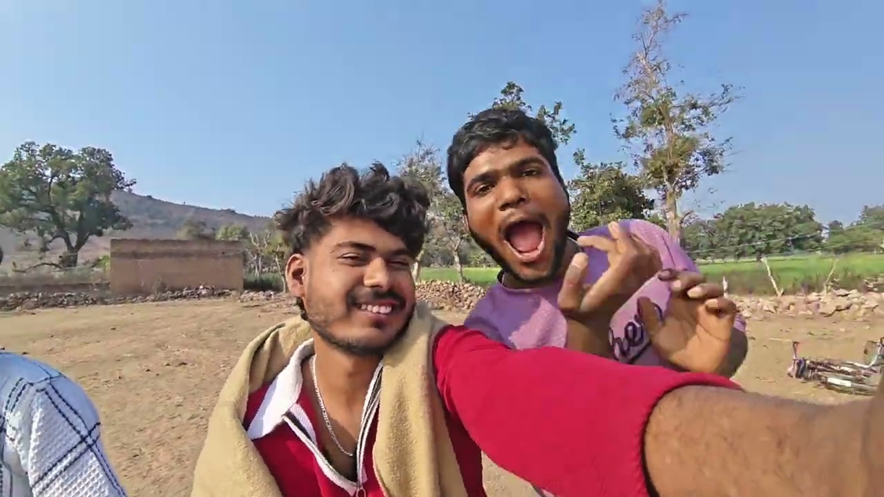 #vlogMini vlog क्रिकेट खेलते समय निकला सांप 😱 क्रिकेट ब्लॉग Bundelkhand ke cricket 🏏  