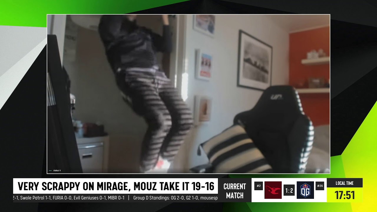 CSGO pro gamer from OG Aleksib working out on ESL stream interview