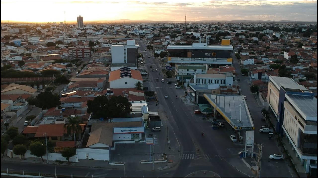 Bairros de Petrolina Vila Eduardo, Posto Catavento, Faculdade. DRONE