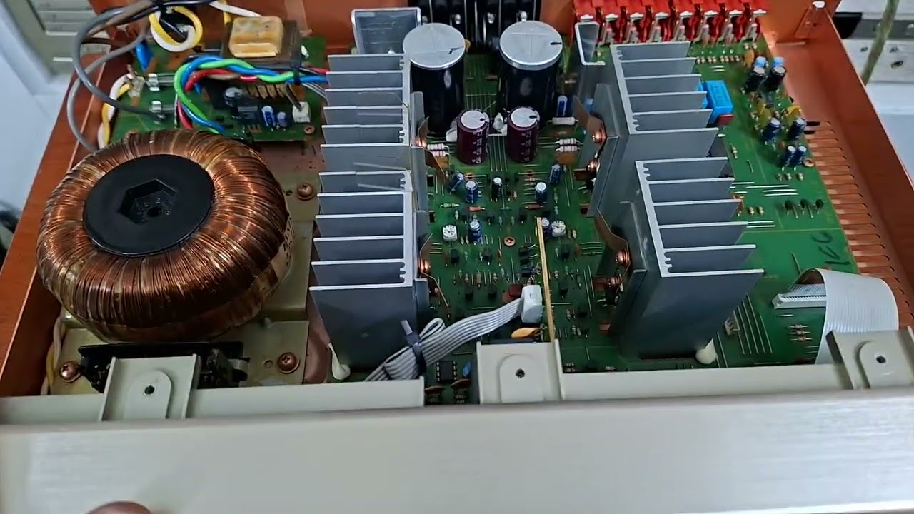 Amply Pioneer A-D5 hàng đấu giá Nhật đẹp, màu vàng chanh, thân mạ đồng 📲0907223269 🏡Hải Phòng