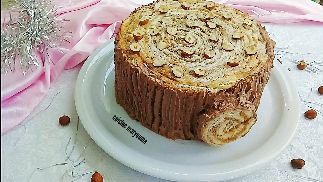 كيكة جذع الشجرة 🌲🌲 جنواز بثلاث مكونات مع كريمة الزبدة السويسرية 🤩🎄🎄🎉🎊 bûche noisette