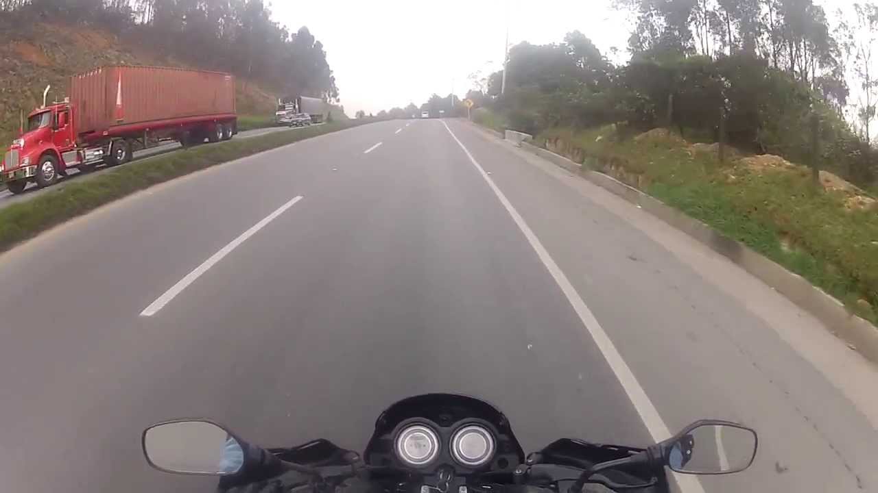 1 Saliendo de Bogotá rumbo a pueblos del Valle del Cauca. tour en moto por Colombia