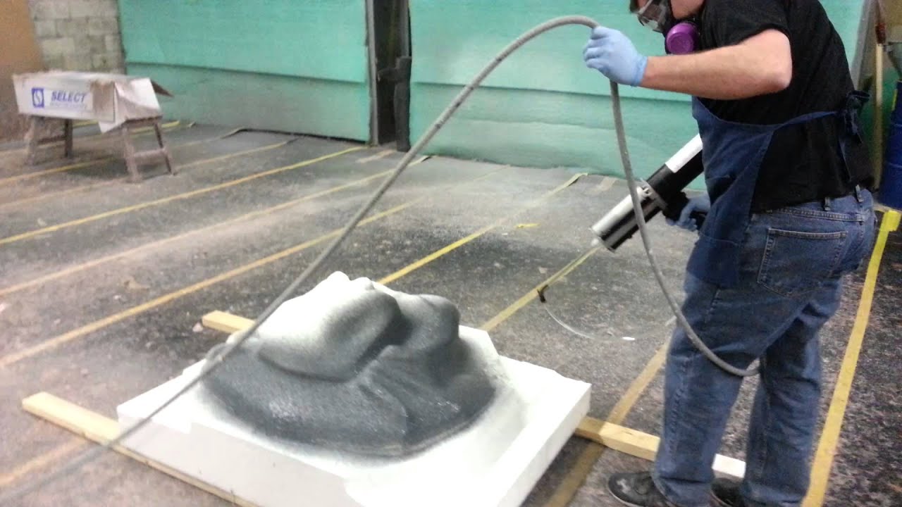 Spraying Innothane Polyurethane Surface Coat
