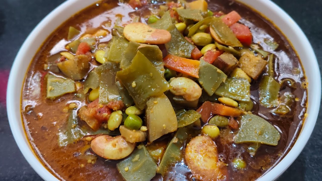 Bhogi Special Mix bhaji #BhogiSpecialMixbhaji #Undiu #MixVegitableSabzi #seasonalBhaji #BhogiSpecial