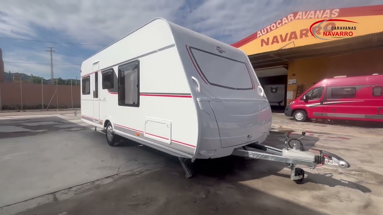 ¡NUEVA! Caravana Bürstner Premio 490 TS / Amplia con CAMA en ISLA - Autocaravanas Navarro
