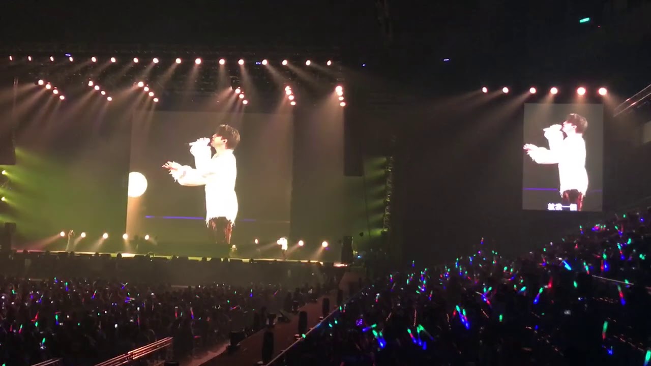 薛之谦 Hebe 演员