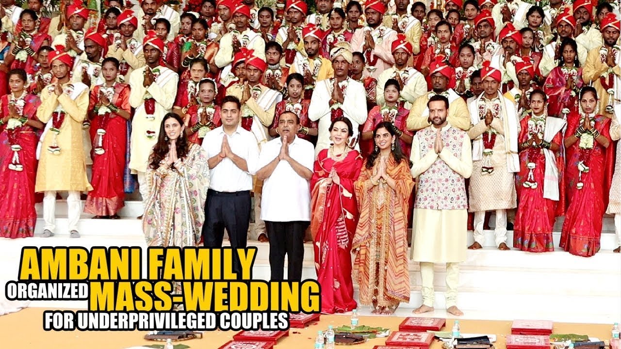 Ambani Family's Samuhik Vivah For Underprivileged Couples | Mukesh, Nita, Isha, Akash & Shloka 📸