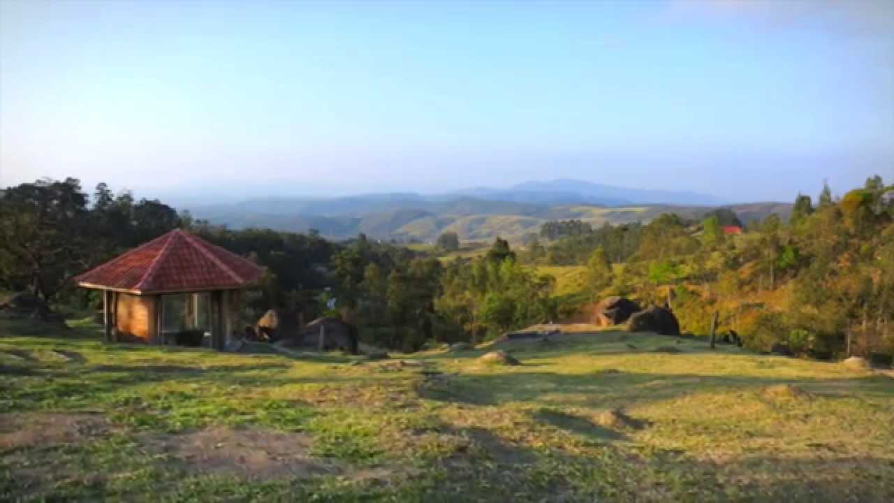 APRESENTAÇÃO: ASHRAM MATRI SURYA