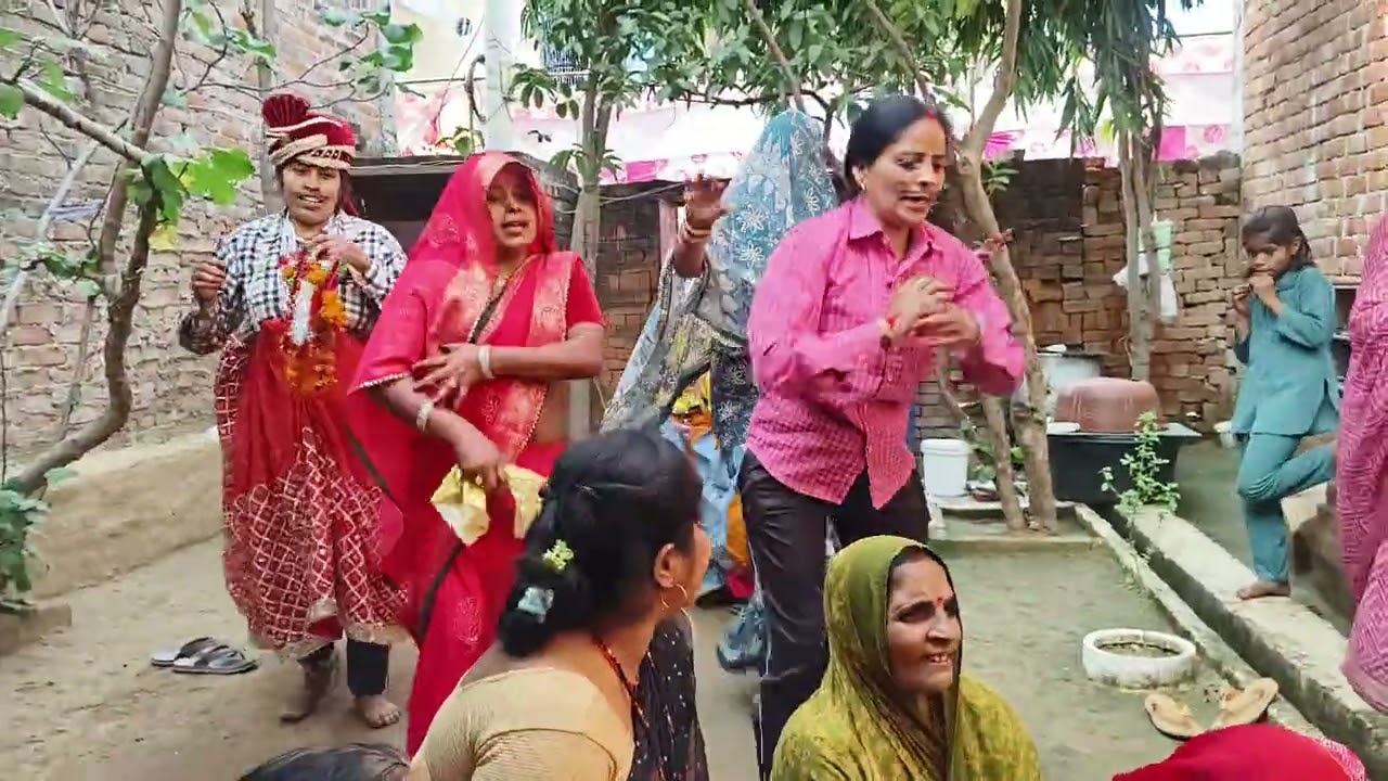ठाडी रहूं के जाउ बनिया तेरी दुकनिया इते तो मेरी गोदी में ललना इते बरी को भूत new trending geet khoya