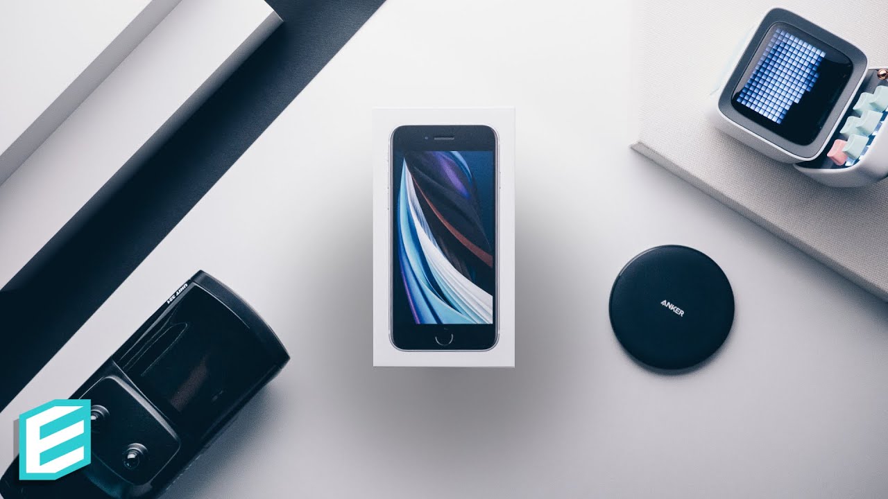 Silently unboxing the NEW 2020 iPhone SE in White
