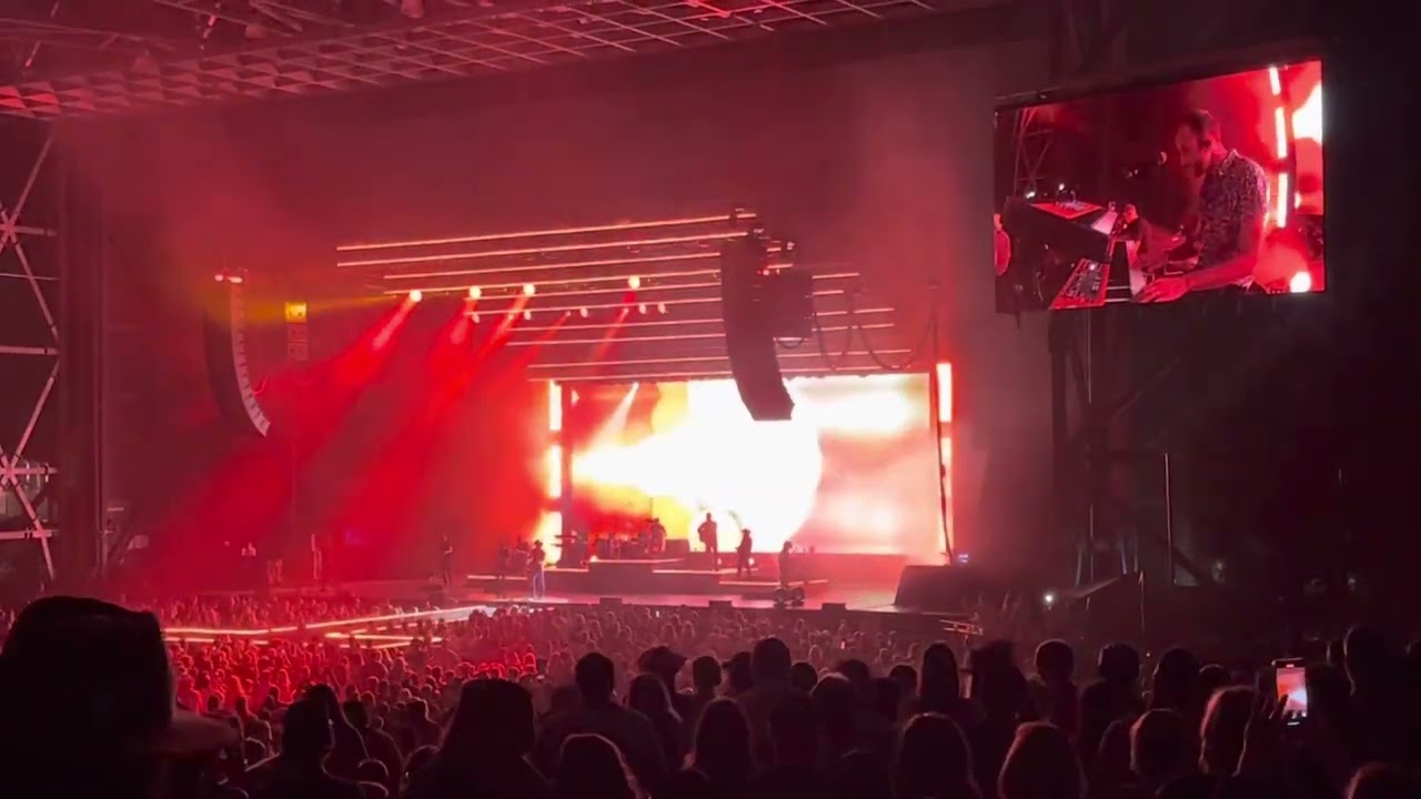 Tim McGraw - “Over & Over/Shotgun Rider” - Ameris Bank Amphitheater - Alpharetta, GA - 5/13/22