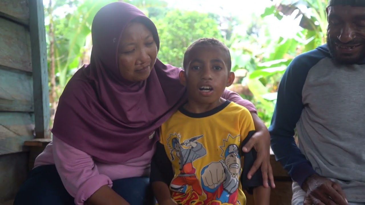@MerangkulCahaya                                                        