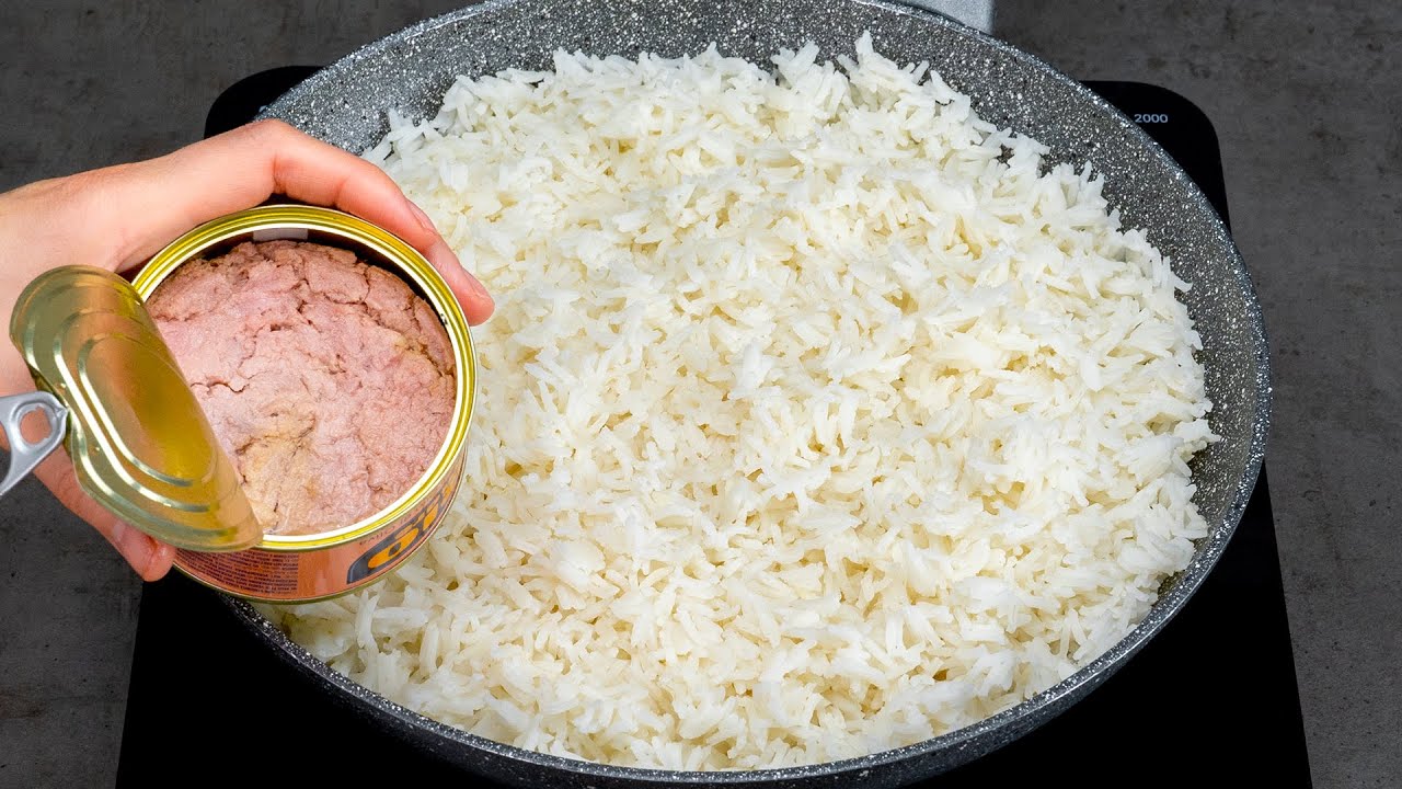 Tento recept je hitem sezony! Večeře s rýží a tuňákem z konzervy je hotová za 20 minut!
